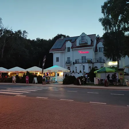 Victoria Kwatera prywatna *